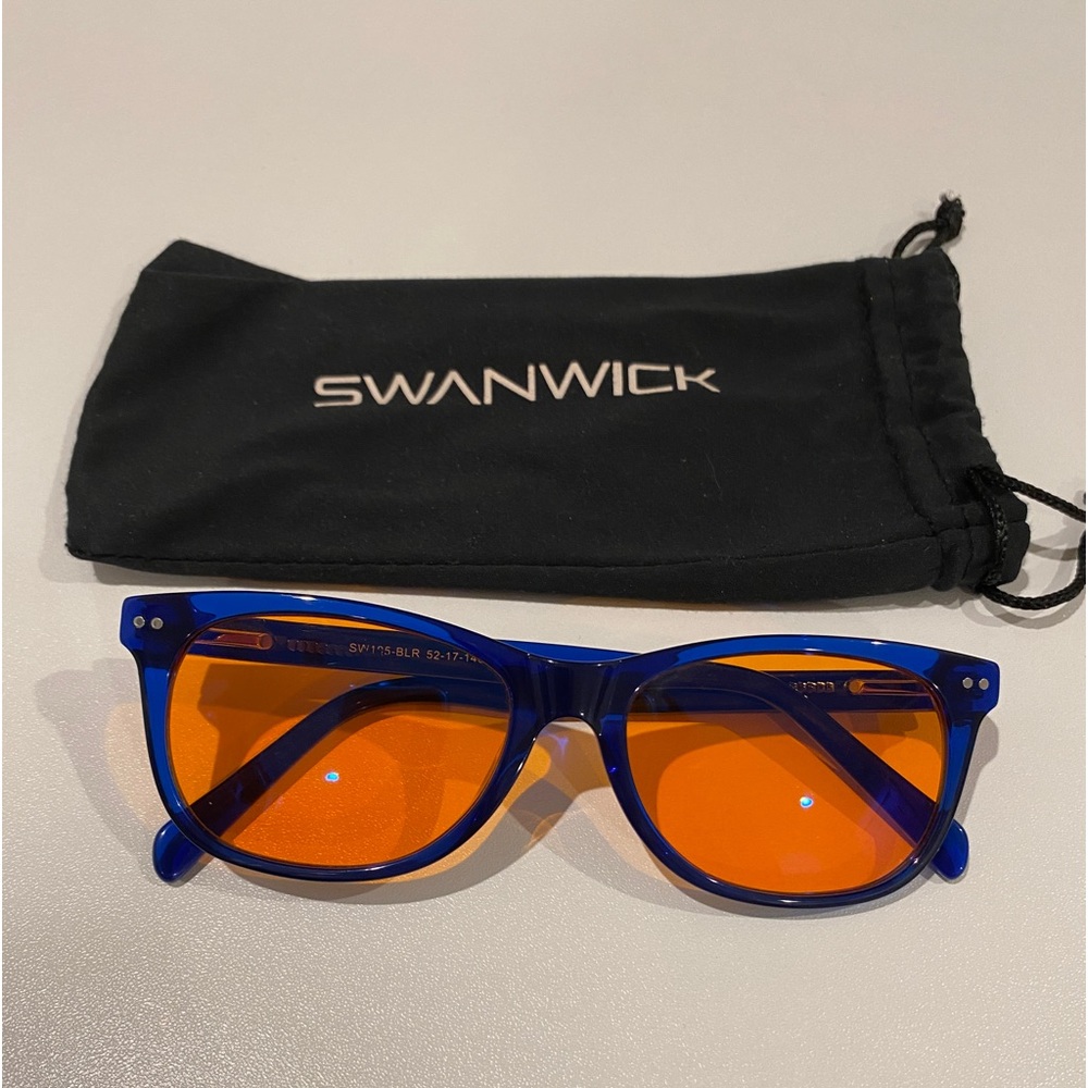 Crystal Night Swannies